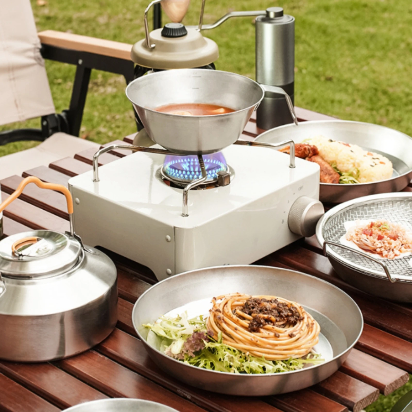 Stainless Steel Camping Bowl Tapered Sides Camp Bowl with Handle Outdoor Tableware Ultralong-Lasting Lightweight