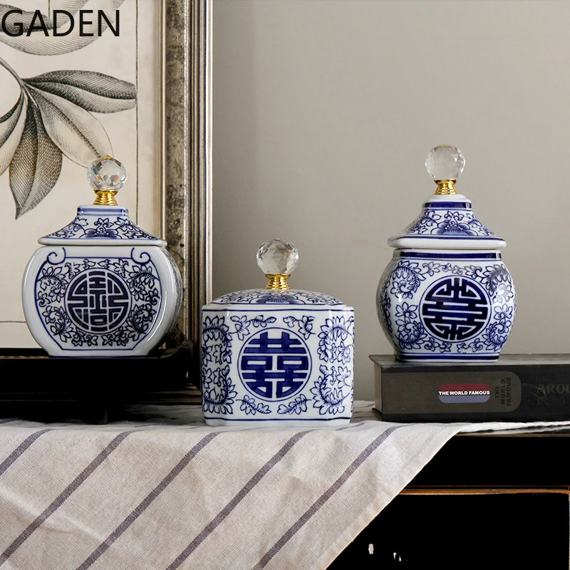 

Classical Creative Blue and White Porcelain Storage Jar Storage Ornaments with Lid Storage Box Home Living Room Tea Container