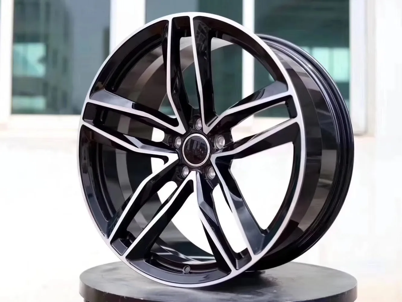 تصميم جديد A4 A5 A6 8J عجلات سيارة مزورة 18*80-20*90 بوصة آلة سوداء الوجه 5*112 66.6 35/40/25 مللي متر الألومنيوم Et #2