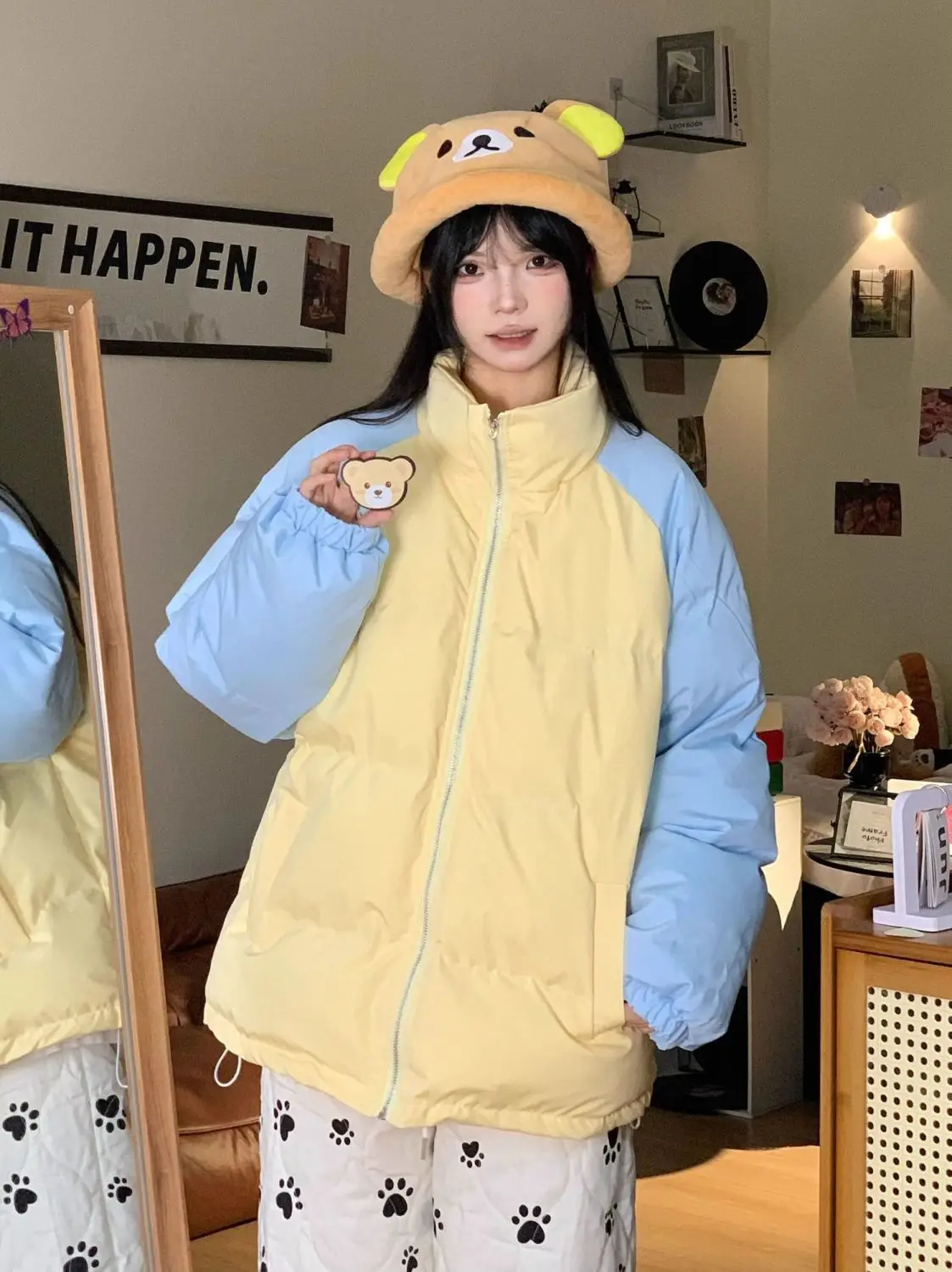 

Парка женская оранжевая, с эффектом вельвета, винтажная стирка, с вентиляционным отверстием на спине, вертикальными швами, объемными рукавами, V-образным вырезом, яркий цвет, нейтральный