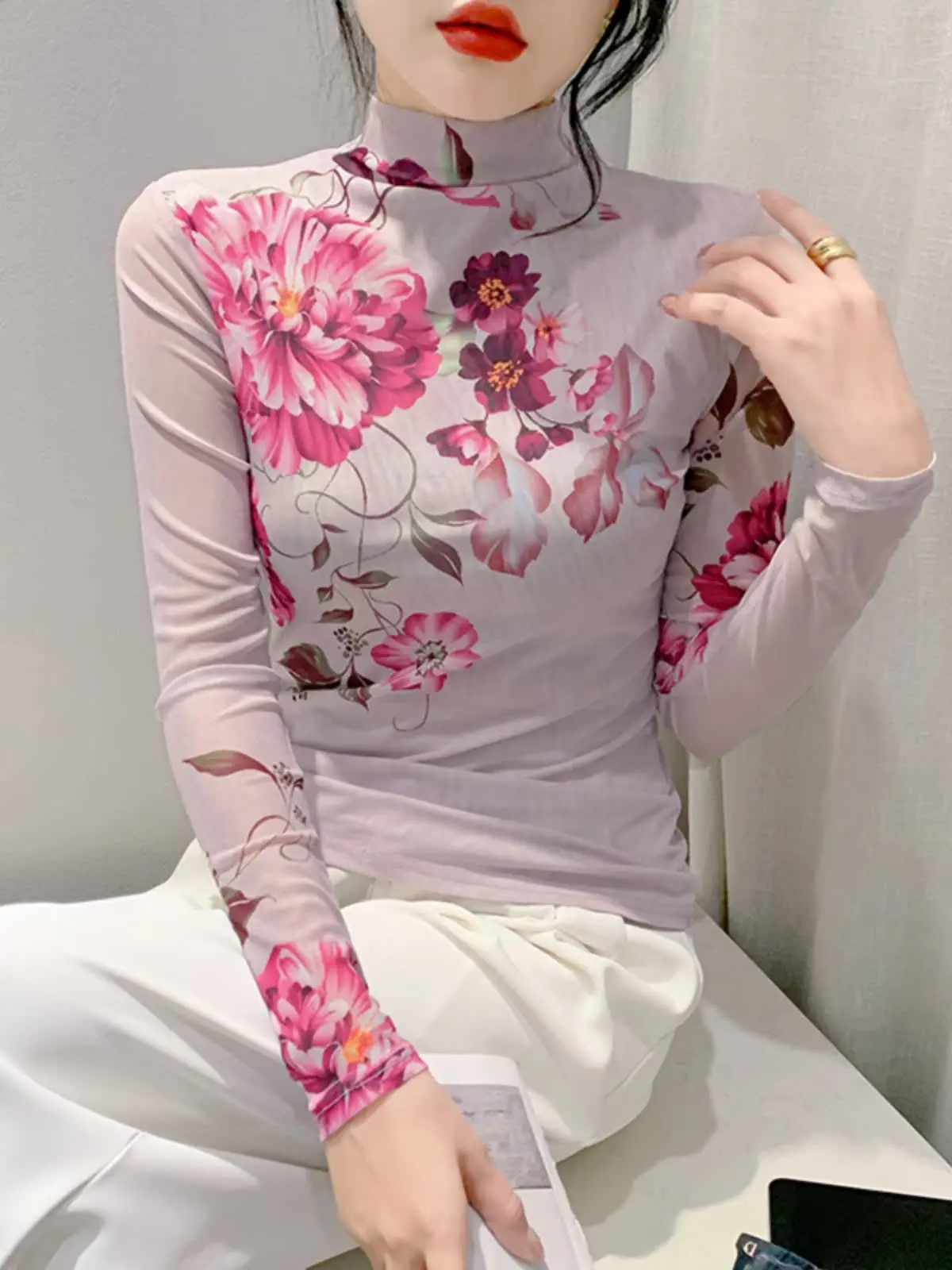 เสื้อผ้าผู้หญิงแฟชั่น ผ้าลูกไม้  คอลเลคชั่นฤดูใบไม้ร่วง-ฤดูหนาว  แบบยุโรป  คอสูง  ทรงเข้ารูป  สวยงาม  ช่วยลดเลือนริ้วรอย  ผ้าตาข่าย