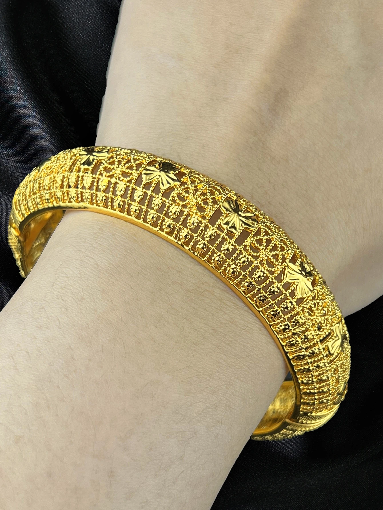 ANIID Dubai 24K Gold Plated Hollow Bangle for women Middle Eastern Hand Jewelry Ethiopian Wedding Party gifts