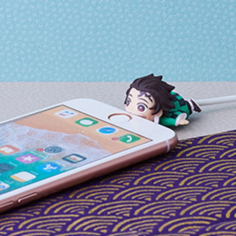 Demon Slayer Tanjirou Cute Cartoon Cable Winder Protector Nezuko Cord Protector akcesoria do IPhone Organizer kabla