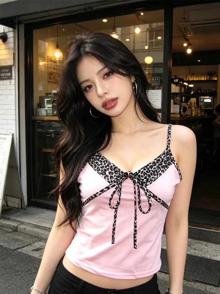 Sommerliches rosa Leopardenmuster-Panel-Top mit Schleife, Cami-Trägern, V-Ausschnitt, kurz geschnitten, für den Alltag, Club, Freizeit, sexy, schmal geschnitten, Y2K, neu, trendig, Damen-Cami-Tops