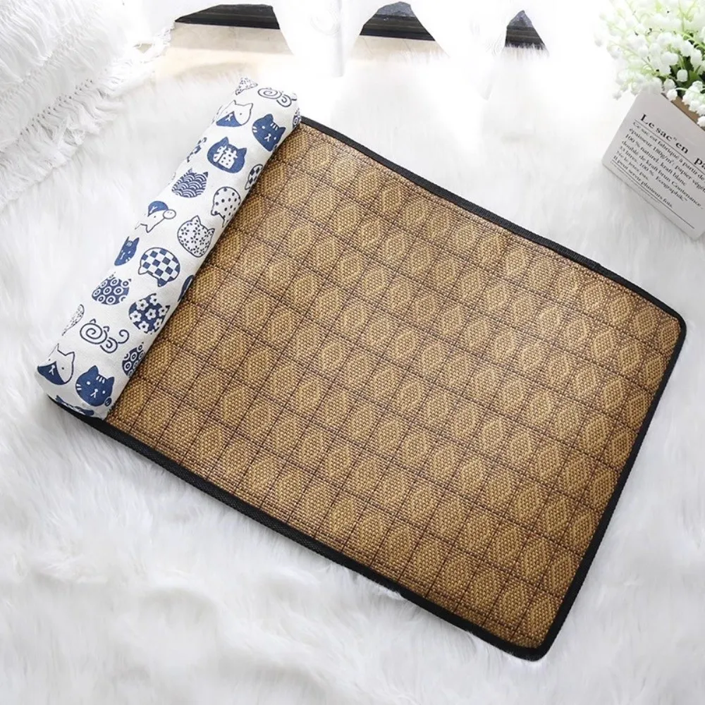 

Safe Cute Print Pet Cooling Mats Washable with Pillow Dog Cooling Mat Foldable Breathable Pet Sleeping Pad Summer