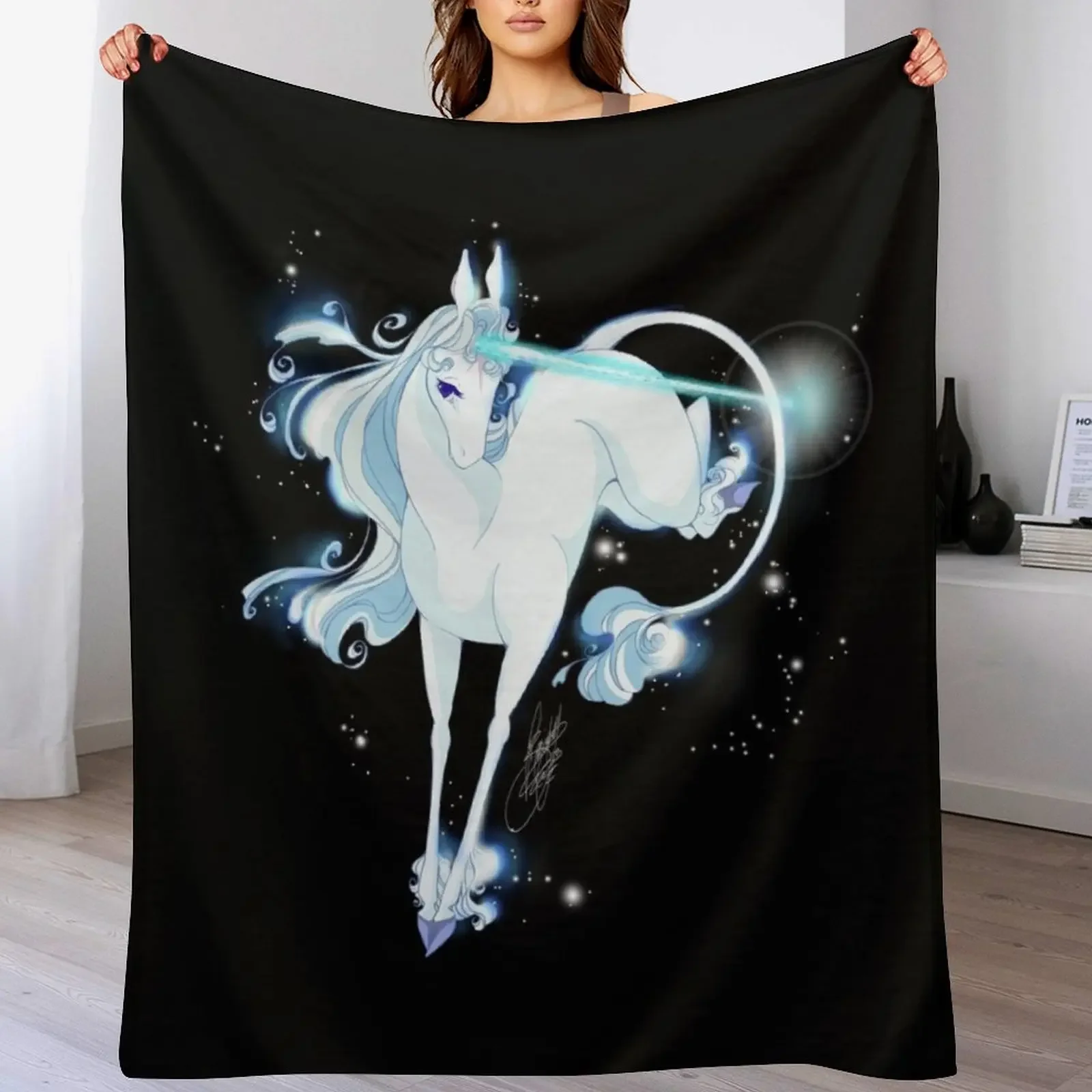 The last Unicorn - Try to go home - Glimmer Version Throw Blanket Warm Plush Fuzzy Blanket for Living Room
