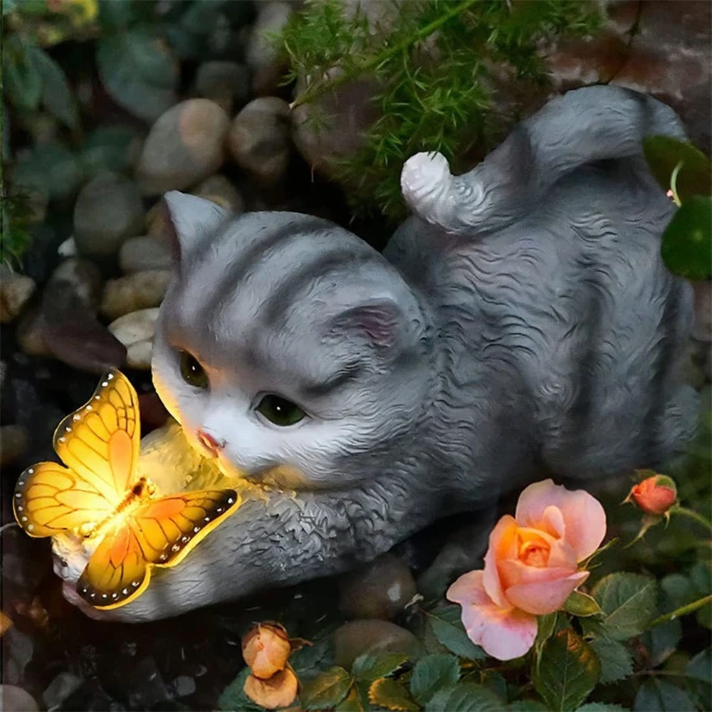 Patung kucing tenaga surya, bermain lampu kupu-kupu taman dekorasi luar halaman seni halaman ornamen rumput hadiah ulang tahun untuk nenek ibu wanita