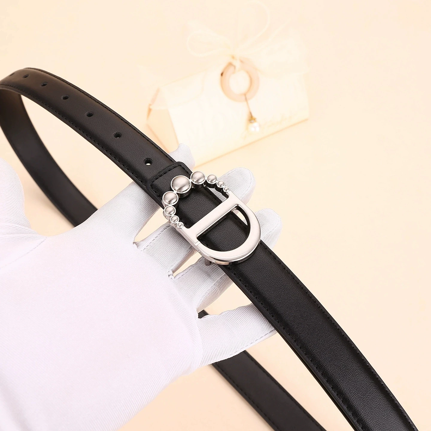 Cowhide Leather Belt Women Versatile Decorative Business Letter Design Belt Ladies High-End Fashion Accessory Pants Belt