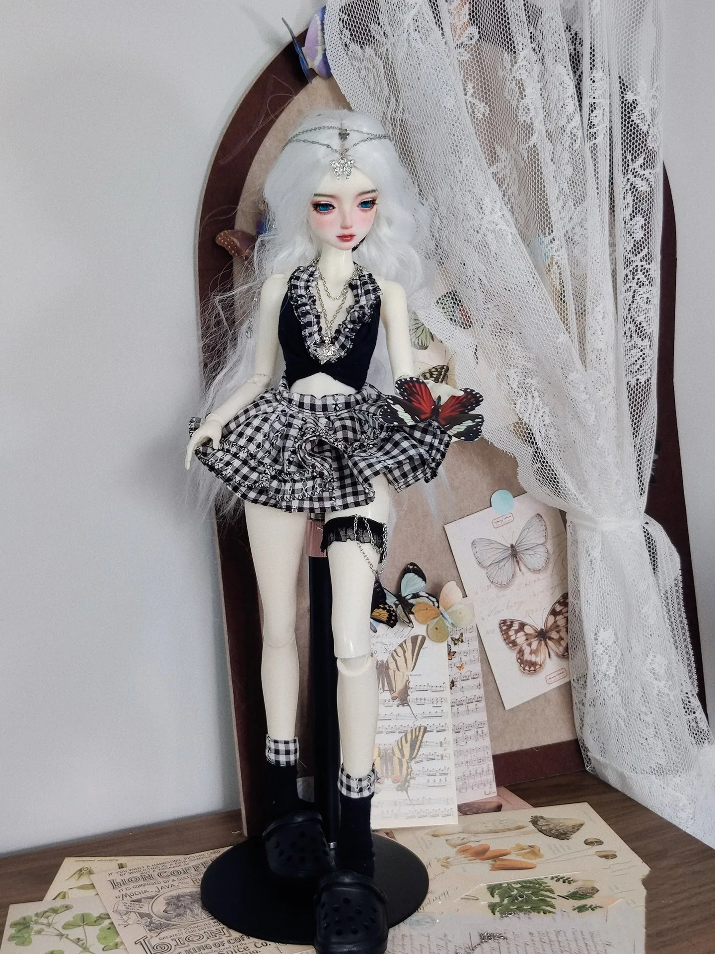 Ubranka dla lalek BJD w skali 1/3, 1/4, 1/6, spódnica z pomponami, top sznurowany, czarny zestaw w kratę, spódnica