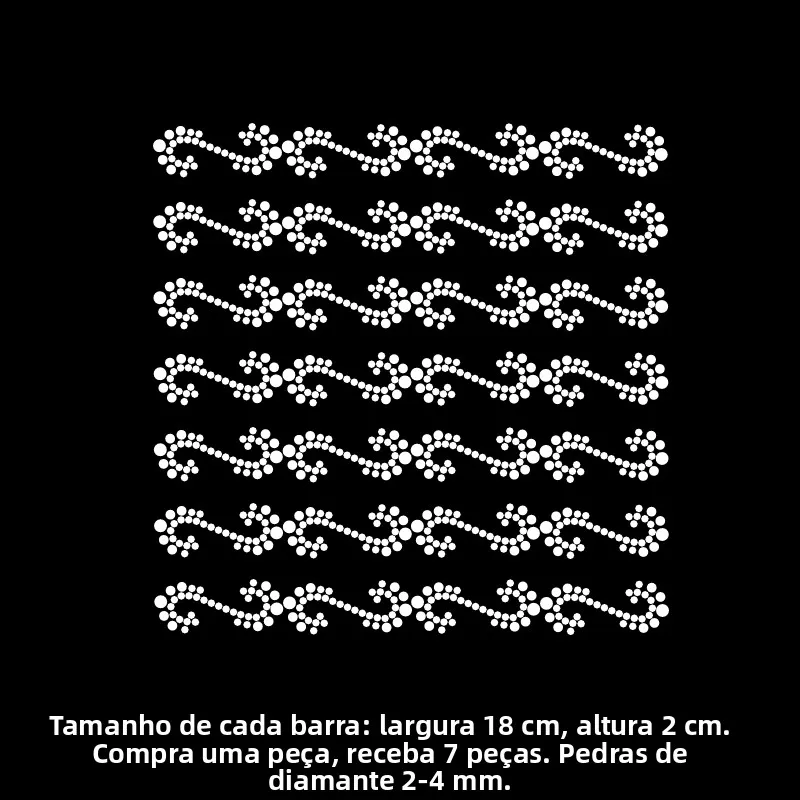 camiseta-de-la-com-padrao-de-strass-e-decoracao-completa-em-strass