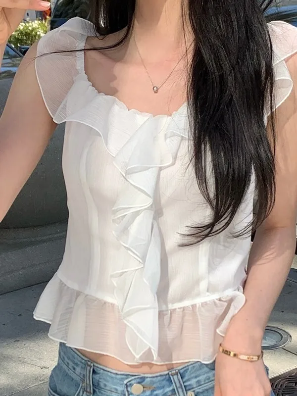 

Chic Women's Short Crop Top with Lace Trim Fly Sleeveless Vest French Style Slim Fit Summer New Arrival Polyester Fiber