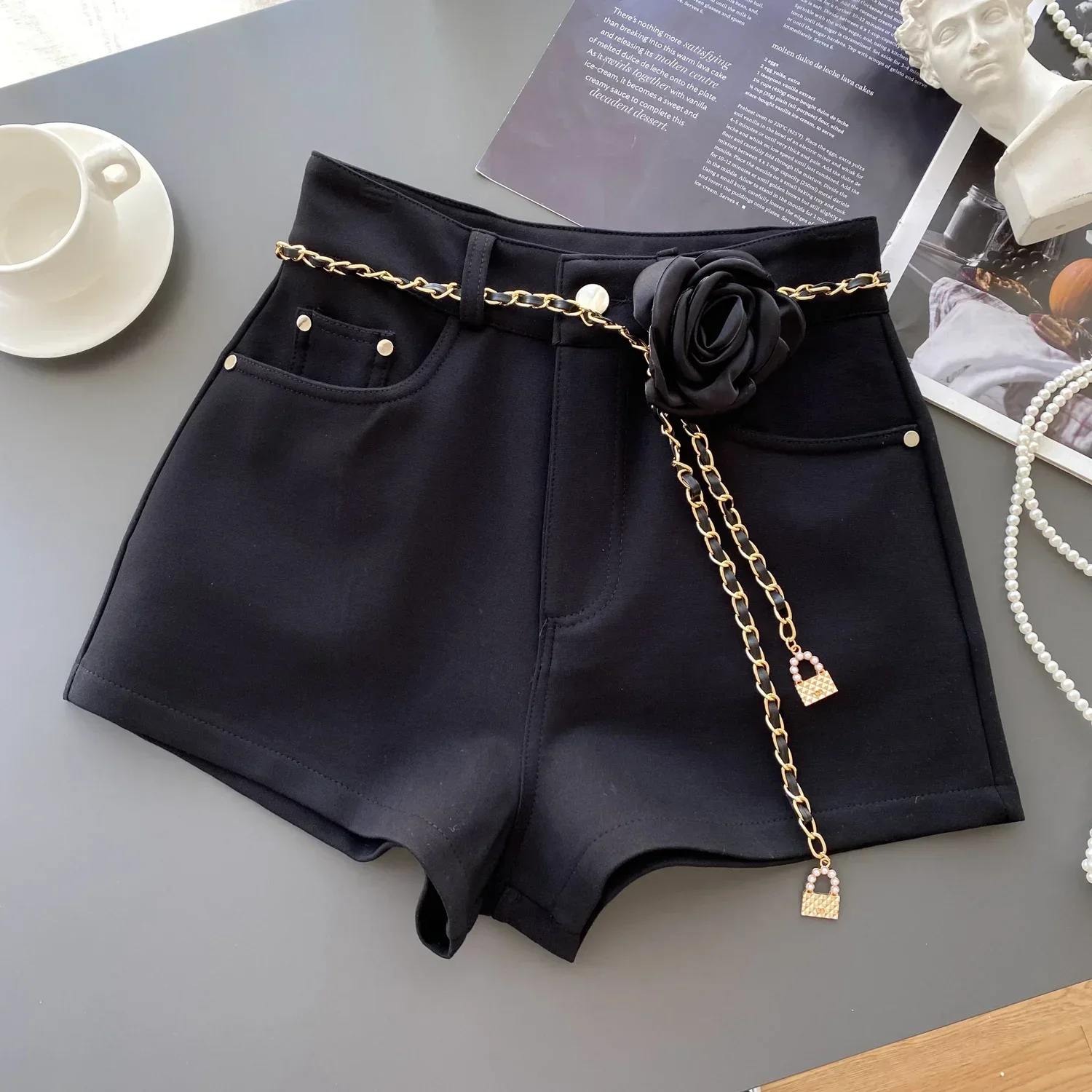 Basics Vintage Casual High Waist Chic Three-dimensional Floral Chain Wide Leg Short Pants Streetwear High Street Autumn Clothing