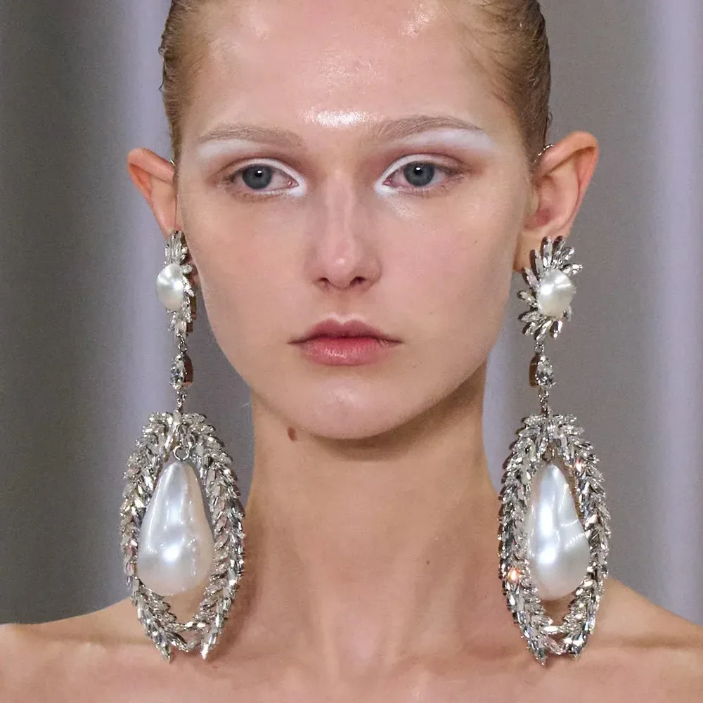 

Exaggerated Oversized Dangle Earrings Crystal Large Jewelry Statement Heavy Pearl Rhinestone Drop Earrings Prom Catwalk Party