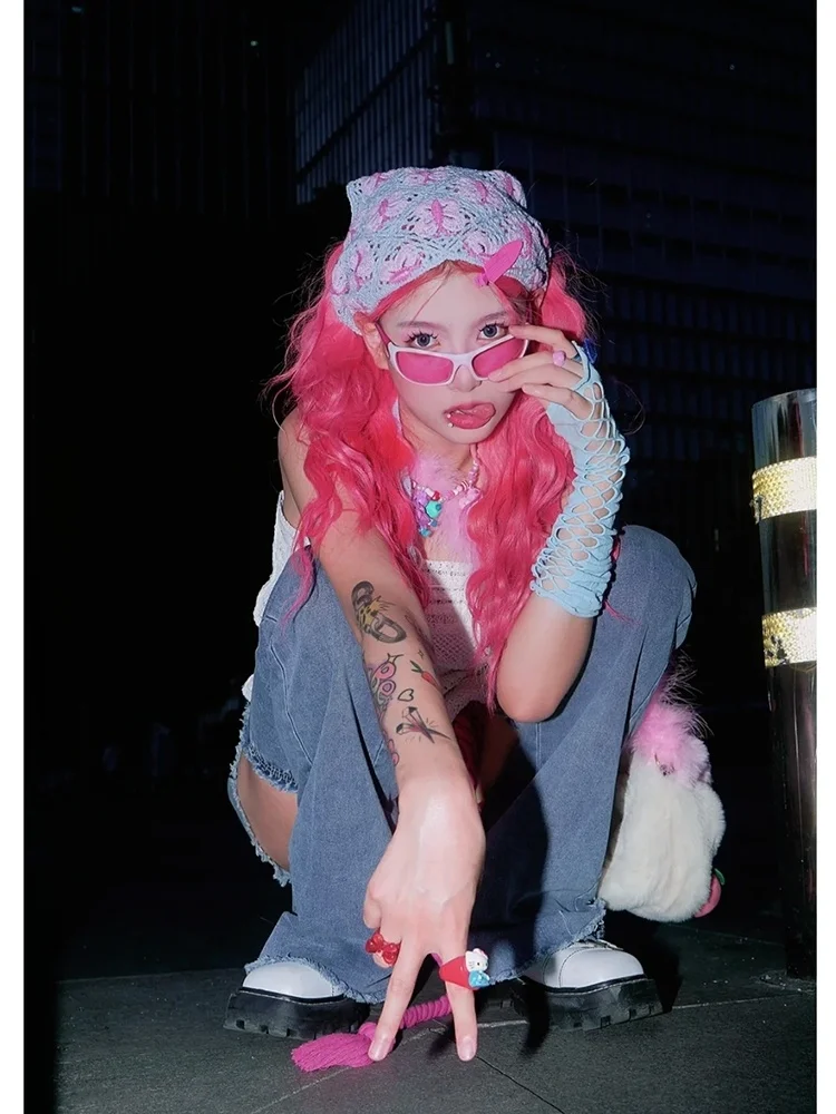 Barbi rosa Farbe Perücke cos y2k Perücke Woll rolle fluor zierende rosa volle Kopf bedeckung Frauen langes Haar cosplay lolita hot pibk lockiges Haar