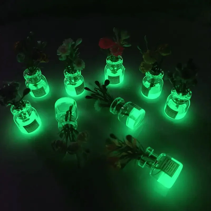 8pcs Mini Small Vase Magnets Cute Mini Refrigerator Magnets 3D Vase Fun Refrigerator Accessories Kitchen Decoration Holiday Gift