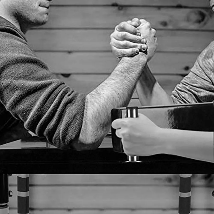 طاولة مصارعة بذراع قياسية للترفيه في صالة الألعاب الرياضية المنزلية والمناسبات التنافسية معدات مصارعة ذات ذراع سوداء متينة مصممة f