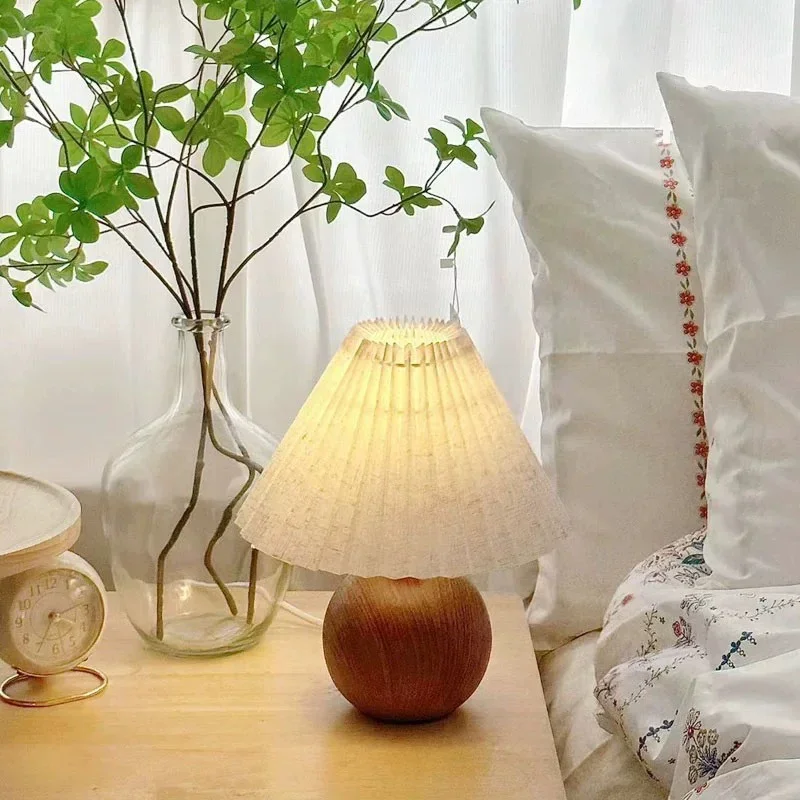Nordic Style Pleated Fabric LED Table Lamp Tricolor Ambient Night Light Support USB US EU Plug for Bedroom Living Room Ornament