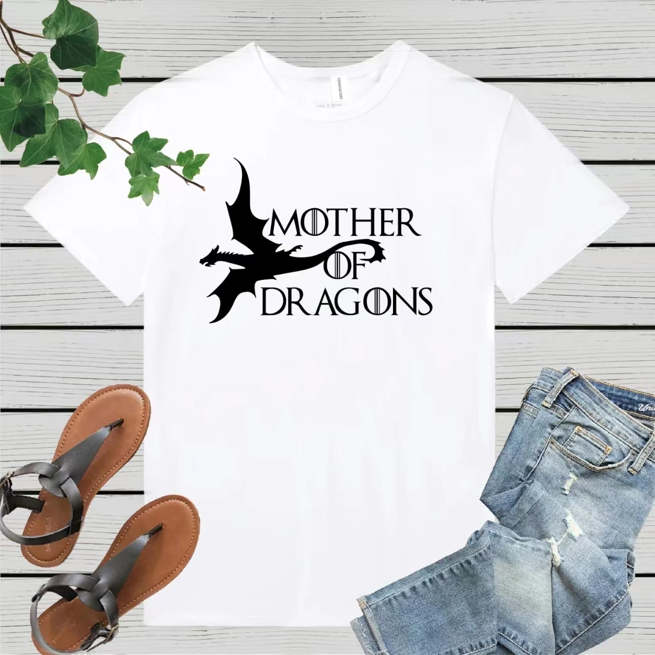 Mother of Dragons Slogan Women T-shirt Cartoon Pterosaur Print Female Shirt New Hot Sale Trend Mother\'s Day Individuality Tee