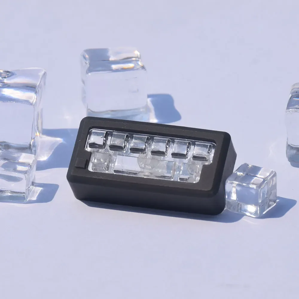 

C11 keycap resin PC black and white backlit mechanical keyboard 2U Backspace MX pole retro appearance