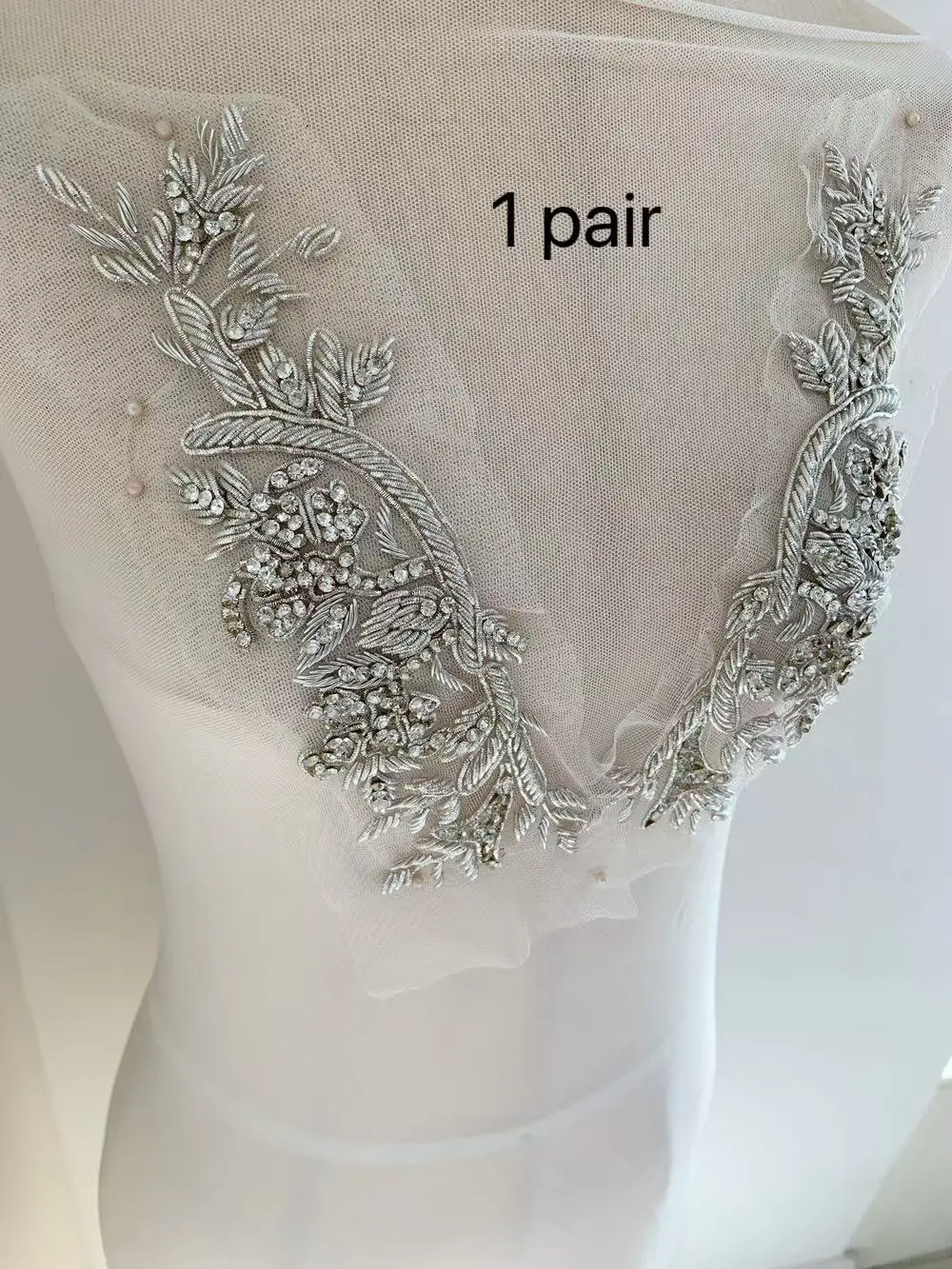 

Новая серебряная аппликация со стразами и бриллиантами, 3D блестящие бусины, листья, кристаллический лиф, нашивка для Haute Couture, свадебное платье
