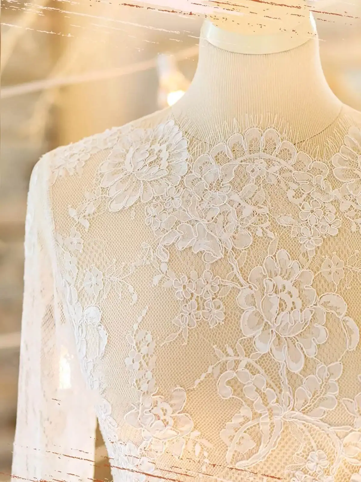 Giacca a portafoglio a maniche lunghe giacche da sposa in pizzo trasparente O collo bottone mantello da sposa accessori da sposa di alta qualità su misura