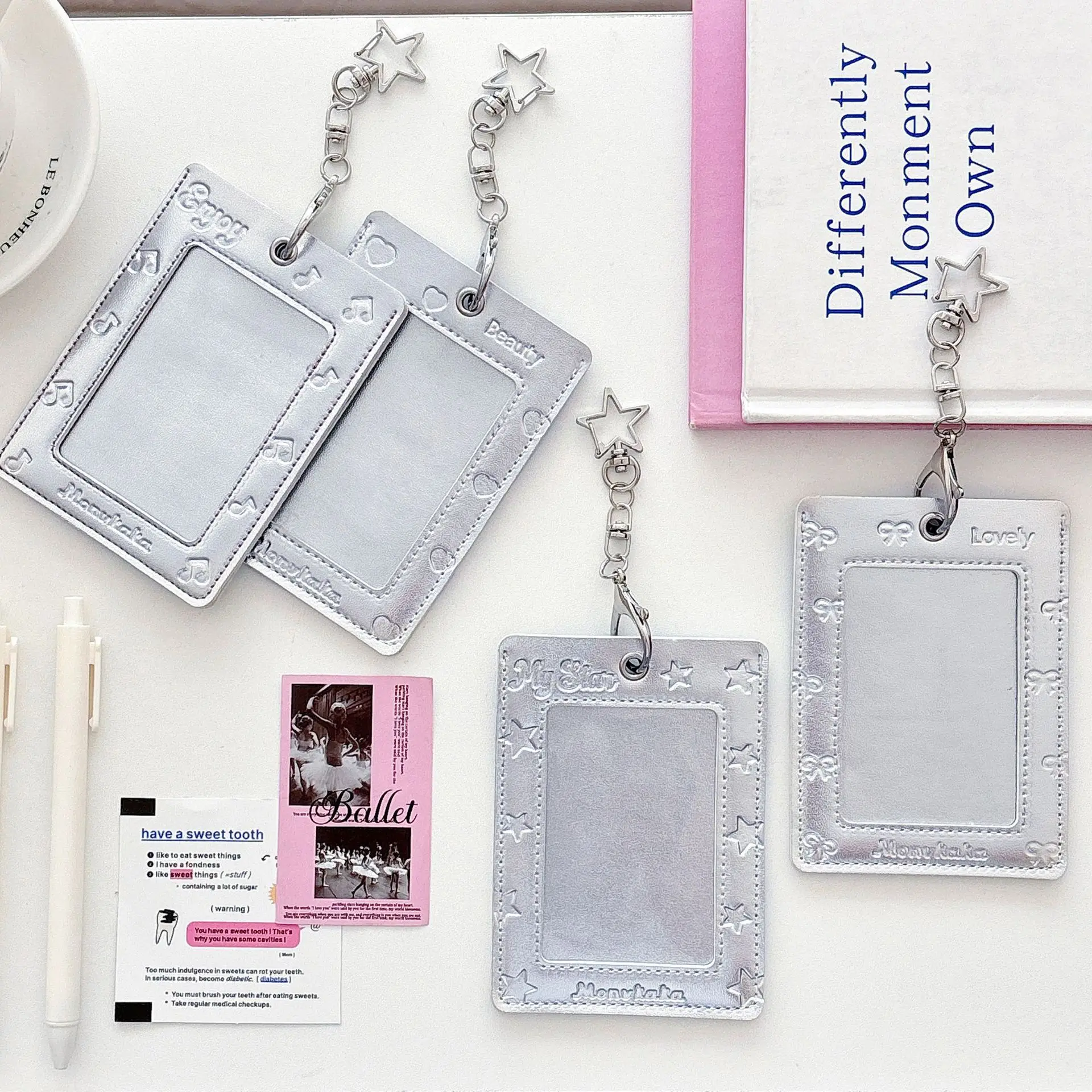 

Silver Star Bow Pattern 3-Inch Photo Card Holder Leather ID Badge Sleeve for Collectible Cards, Polaroid Style Keychain Pouch