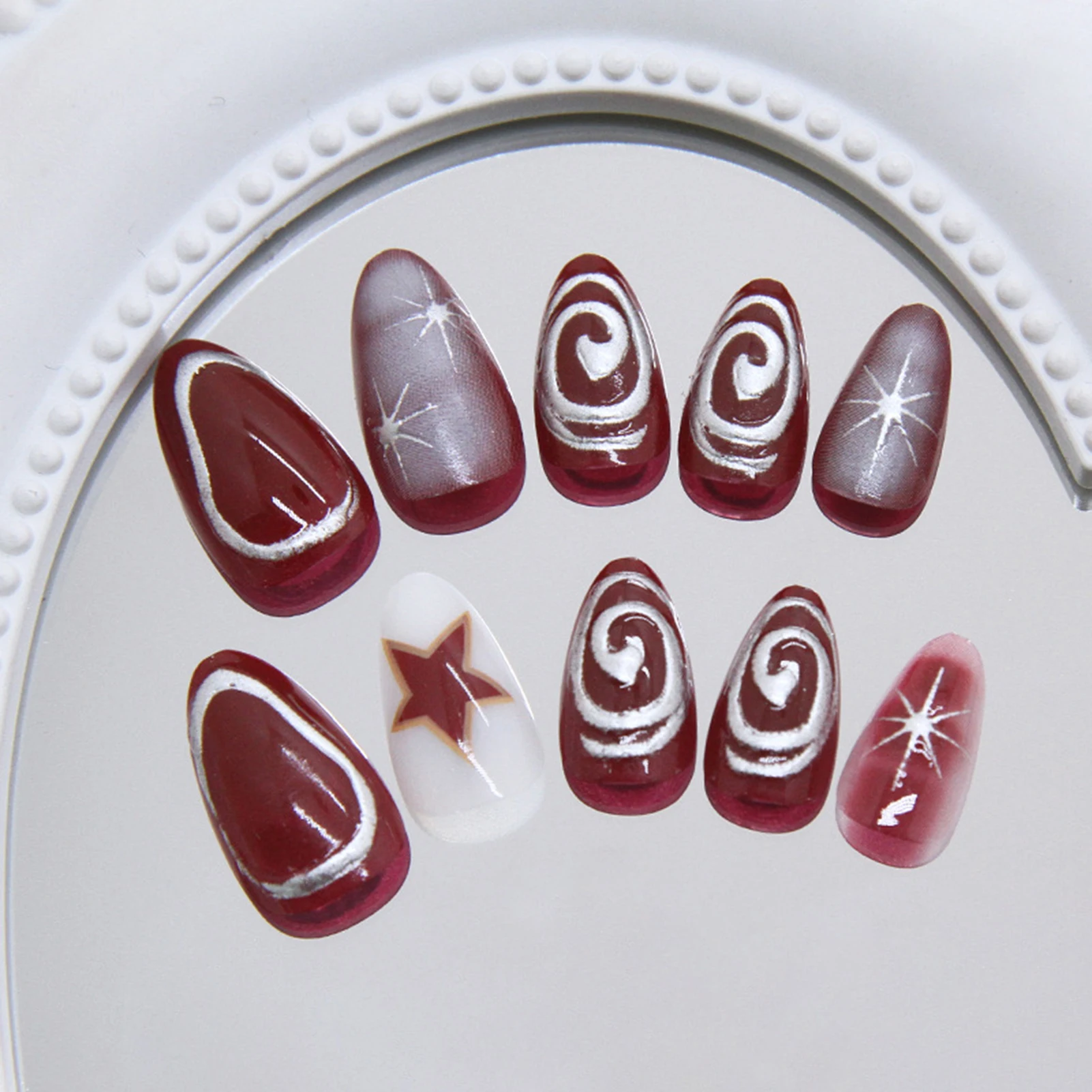 Uñas postizas de almendra estilo Punk, 24 Uds., prensa metálica en uñas, abalorio rojo vino, diseños de estrellas para manicura, arte de uñas postizas reutilizables