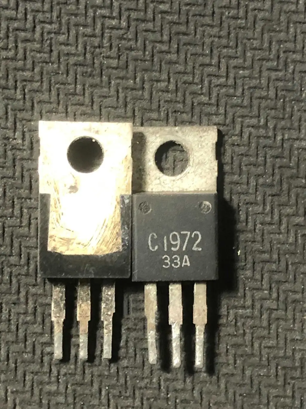 

Used 10pcs 2SC1972 C1972 TO-220 In Stock Original disassembly