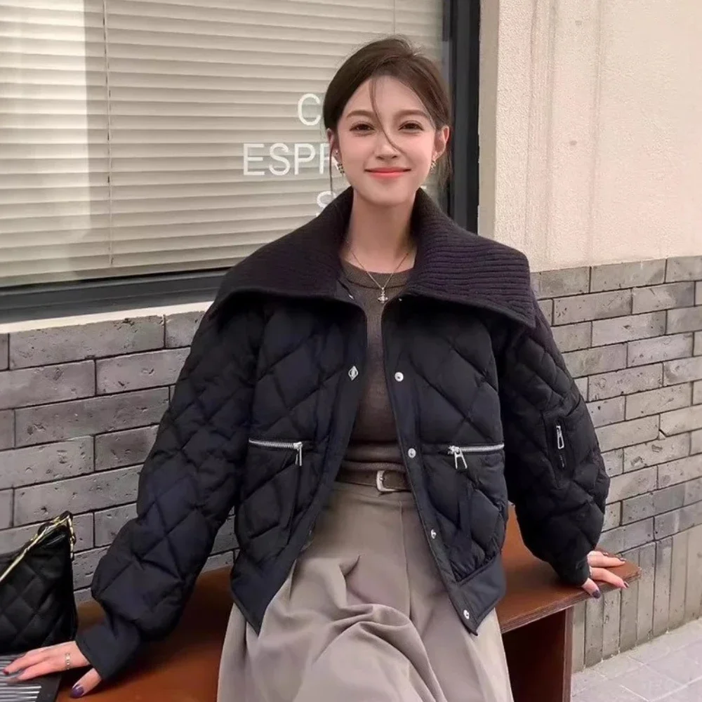 بطة بيضاء أسفل معطف الخريف الشتاء 2025 موضة التلبيب طوق سترة سترة منفوخة للنساء ملابس فضفاضة حلوة أسفل سترة