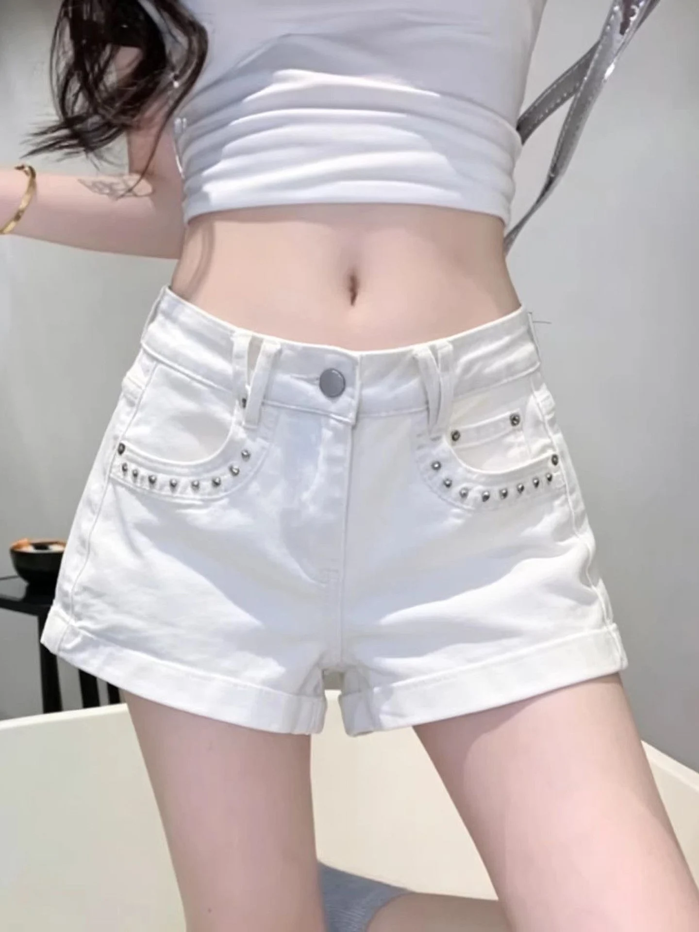 High Waist Rivet Denim Shorts Women's Slimming Straight Leg Hot Pants Fall New Style Fashionable Versatile Bootcut Jeans