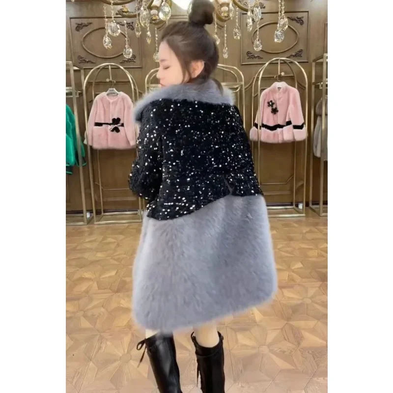 Europejski płaszcz z prawdziwego futra z wbudowanym ociepleniem bawełnianym, modny płaszcz 2026, popularny w sieci płaszcz z norki z ociepleniem bawełnianym, prostota w stylu zagranicznym.