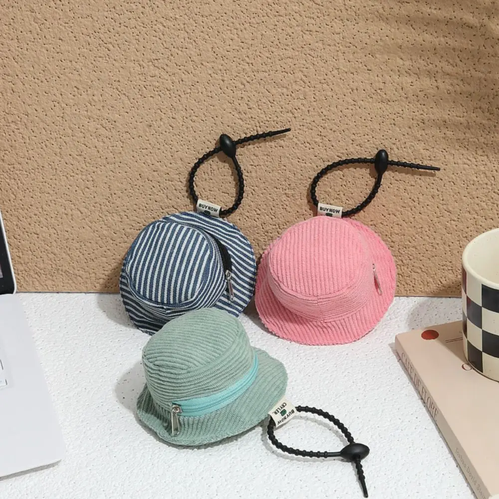 

New Fashion Fisherman Hat Keychain Delicate Universal Mini Hat Keyring Creative Unique Bag Pendant Small Gifts