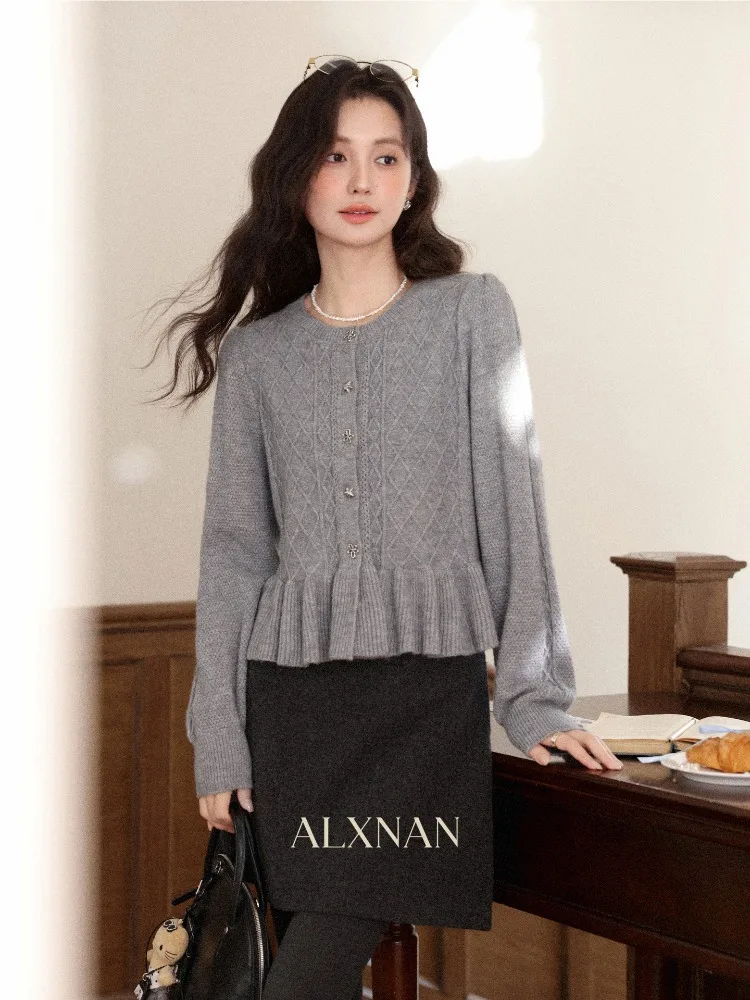 

ALXNAN Grey Knit Cardigan Women New Autumn Short Sweater with Chic Metal Buttons Elegant Versatile Long Sleeve Top Ladies L59813