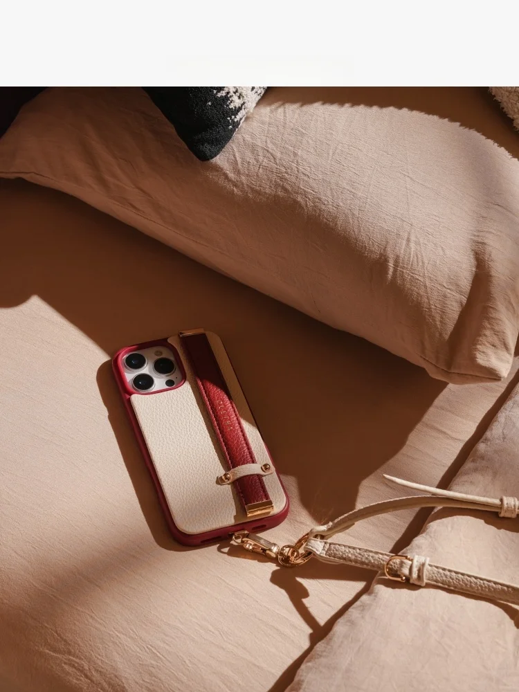 

Luxury Leather Crossbody Phone Case with Wrist Strap Anti-Fall Design High-End Small Iphone 16 pro Max Protective...