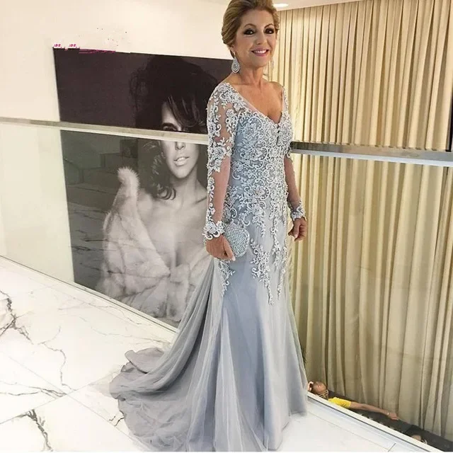 Silver 2023 Mother Of The Bride Dresses Mermaid V-neck Long Sleeves Tulle Appliques Beaded Groom Long Mother Dresses For Wedding