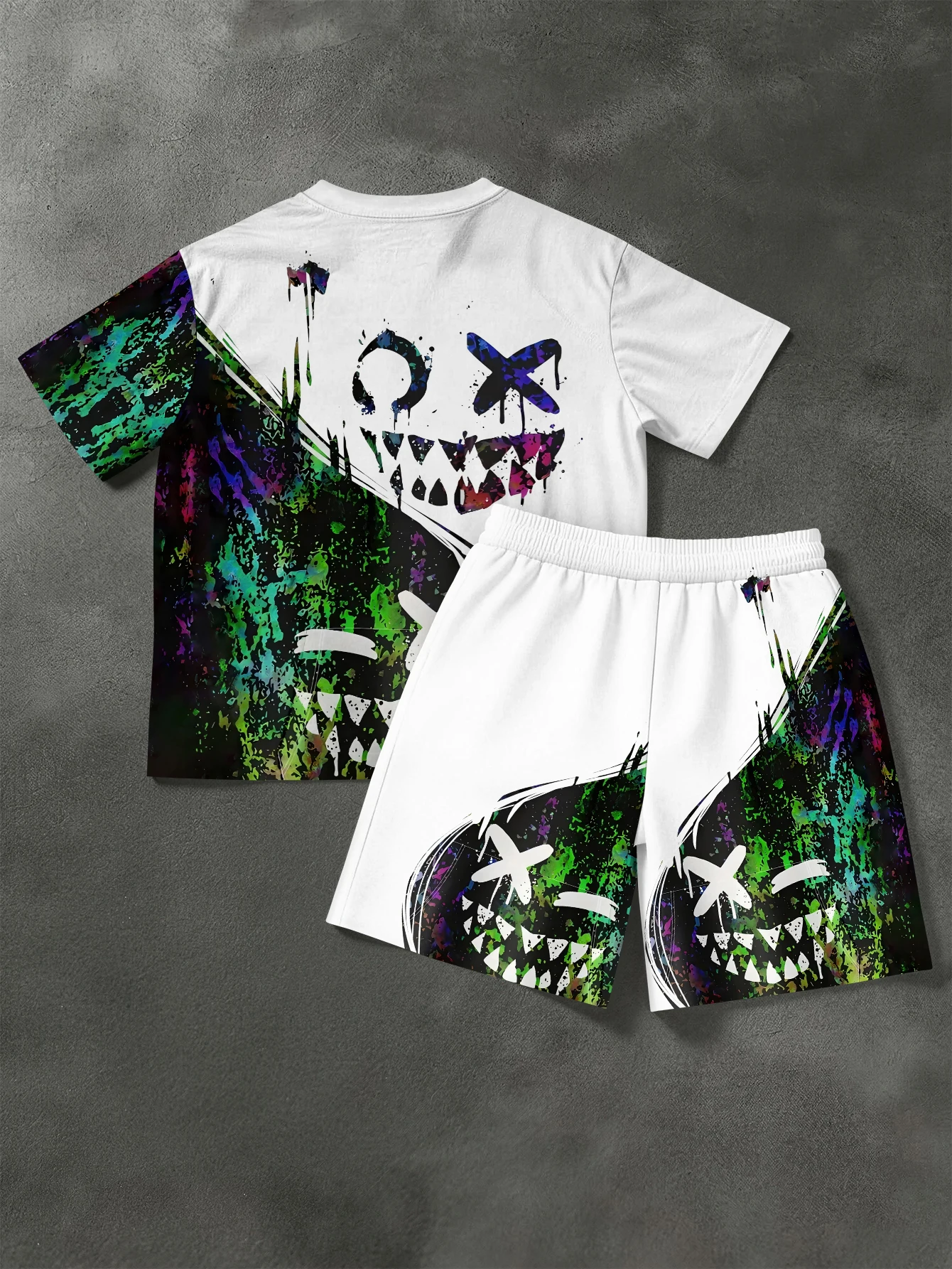 

Американский летний мужской комплект с персонализированным граффити-принтом, удобная дышащая футболка с круглым вырезом и шорты, повседневная одежда для активного отдыха