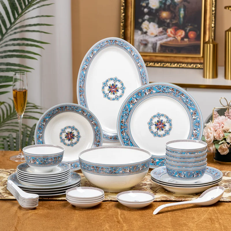 

Luxury European Bone China Silk Road Tableware Set Elegant Dinner Plates Bowls Soup Pots for Housewarming GiftsHome Dining