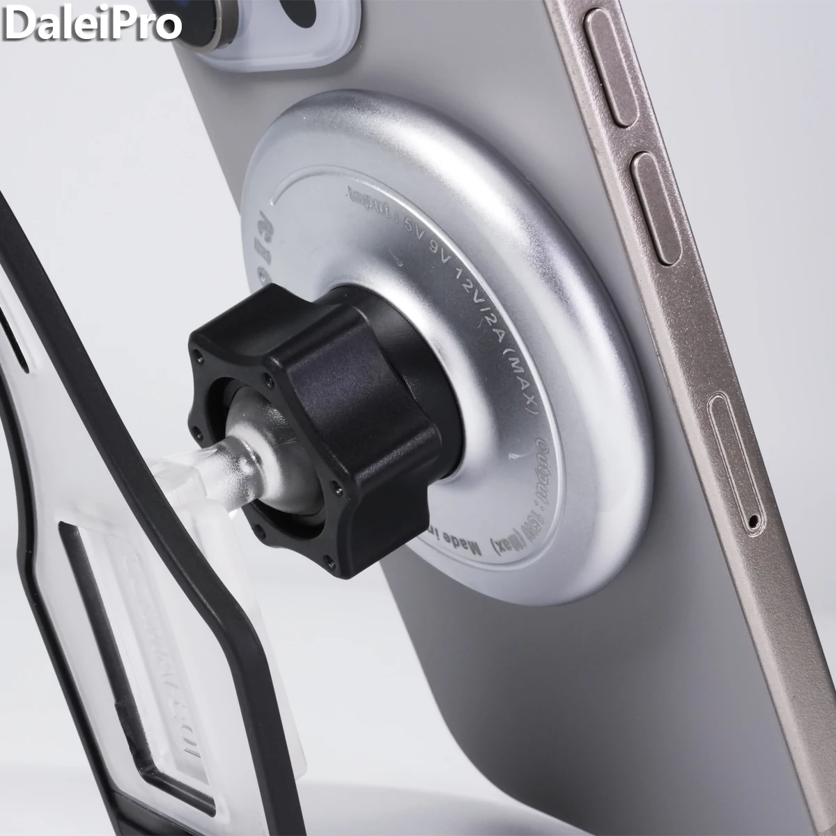Special Mobile Phone Holder For BMW 2 4 Series 420i 430i 440i G22 2021 2022 2023 2024 2025 Fast Charging Phone Mount Car MagSafe