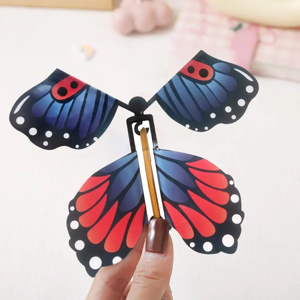 

10Pcs Realistic Magic Flying Wind-up Butterfly Toys Magic Prop Toy Fairy Flying Toy Flying Butterfly Cards for Putting in Book S