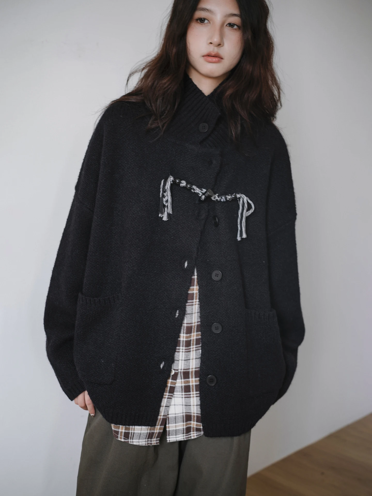 

Женский свободный вязаный кардиган-пальто Laid-back Philosophy с воротником-стойкой на пуговицах и высоким воротником, осенне-зимний, черный