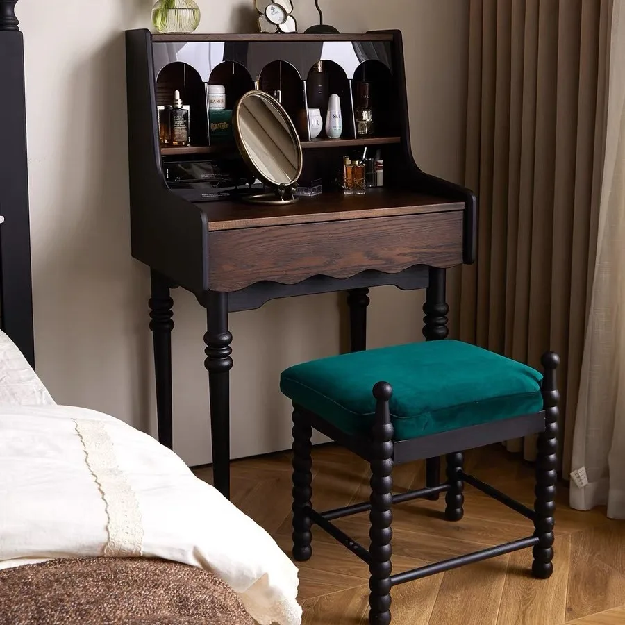

American simple modern bedroom dresser French art master bedroom solid wood small apartment makeup table storage table