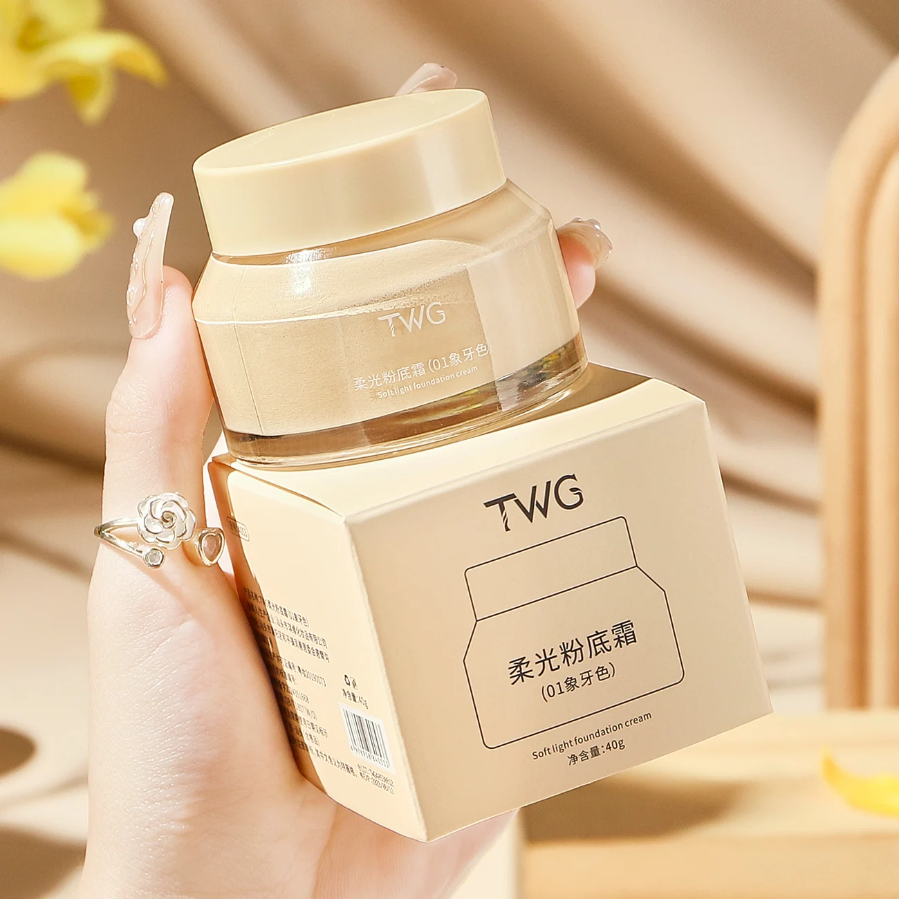 Multi functional liquid foundation, light in texture, can be constructed into medium to full coverage, easy to cover
