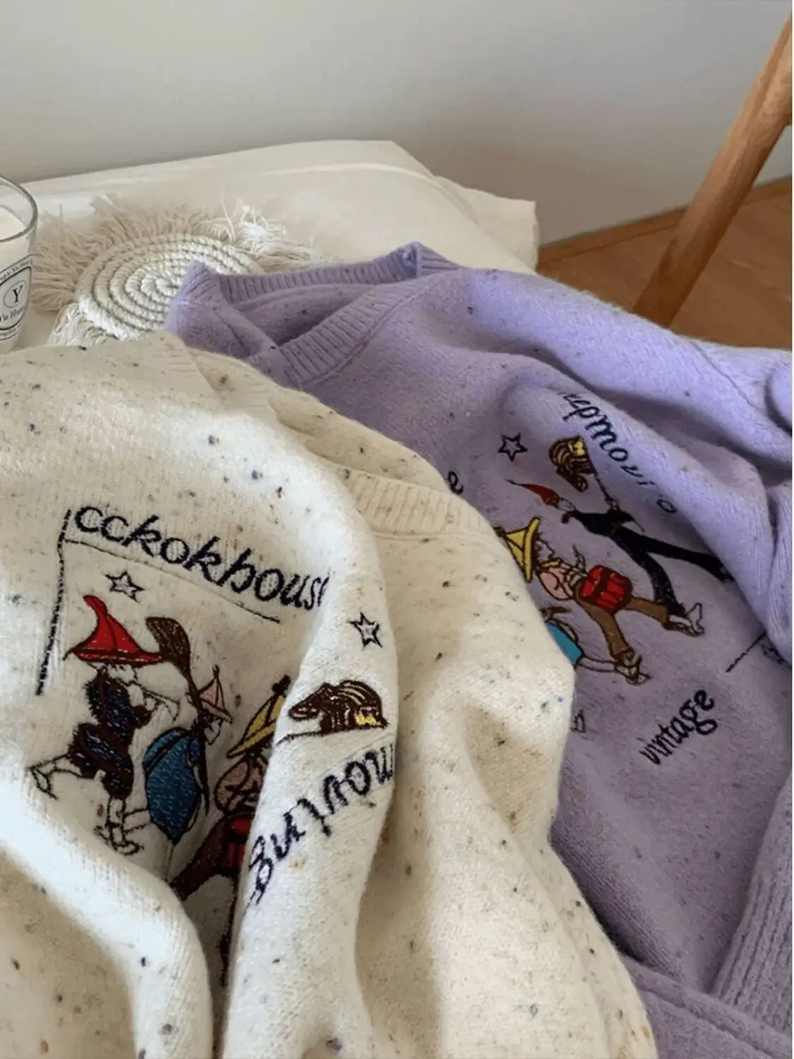 Women’s Cartoon Knit Sweater - Loose Long Sleeve Pullover