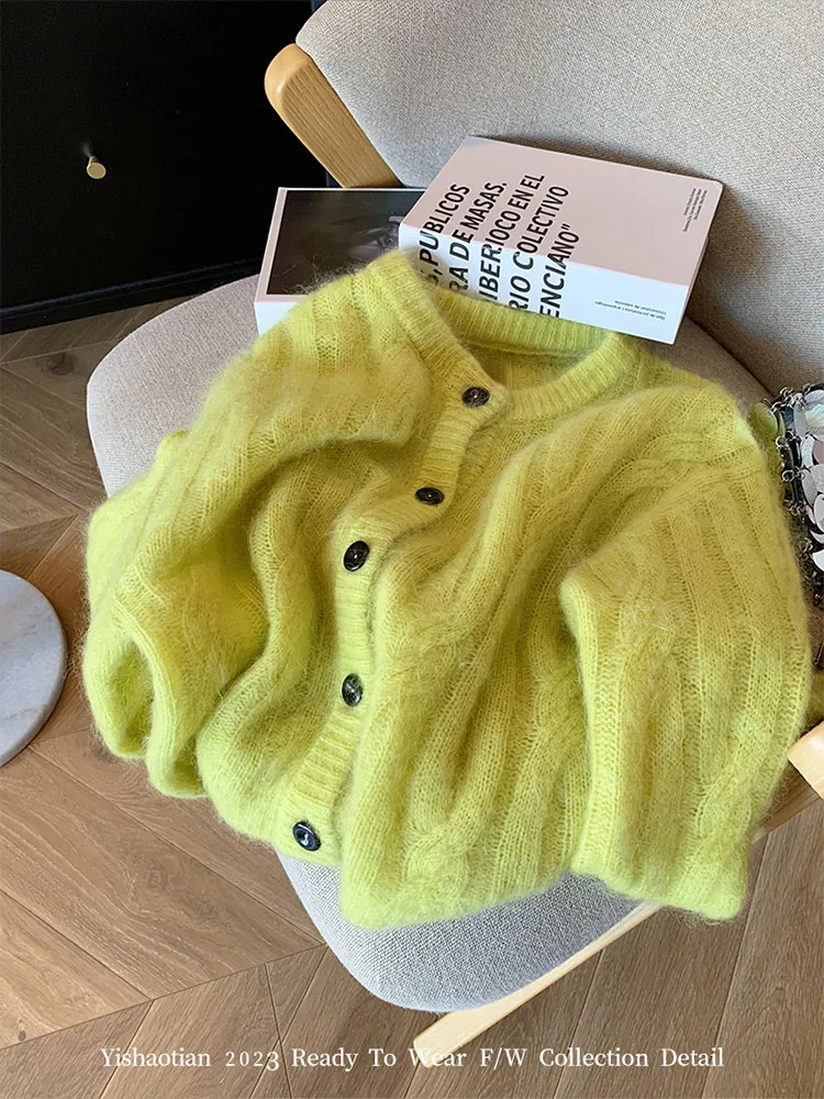 Cárdigans coreanos de invierno y otoño para mujer, cárdigans verdes con cuello en V, Top de Cachemira acogedor, prendas de vestir exteriores de