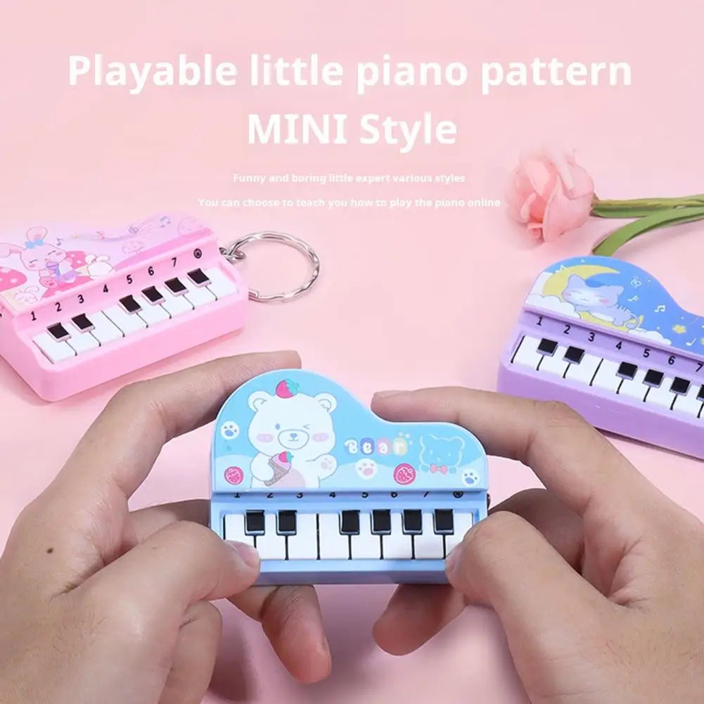 Piano Keychain Mini Piano Game Keychain Interactive Mini Electronic Piano Toy for Kids with Portable Bag Decoration Keychain