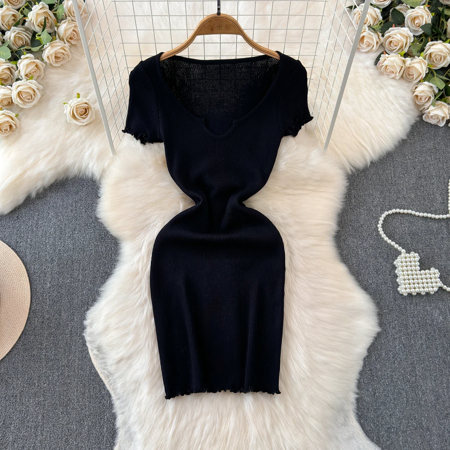 Szykowna moda Seksowna 2024 Solidna dzianinowa letnia sukienka damska Slim Elastic Wrap Hips Club Bodycon Mini sukienka