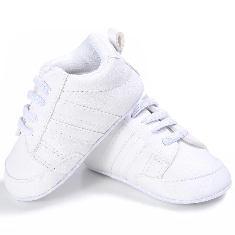 Erste Sportschuhe mit Streifenmuster aus PU-Material für Jungen und Mädchen, geeignet für Babys im Alter von 0 bis 18 Monaten, mit weicher Sohle, bequem und leicht. – Detail 15
