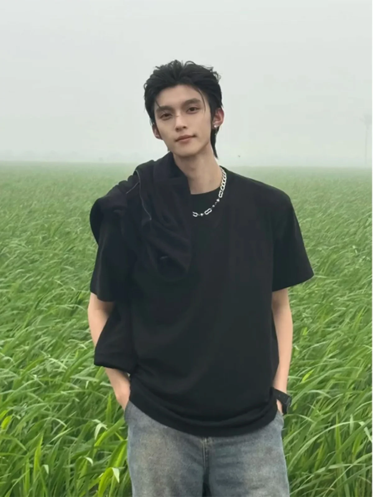 

Мужская футболка из чесаного хлопка с коротким рукавом, двойной строчкой на плечах, классический крой, базовый стиль, летняя, дышащая, повседневная, модная, брендовая