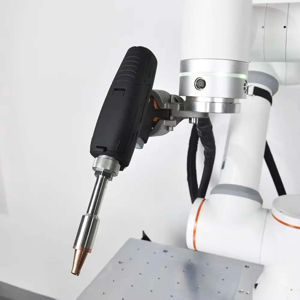 6-Axis Automatic Collaborative Robot Handheld Fiber Laser Air Cooled Welding Hine