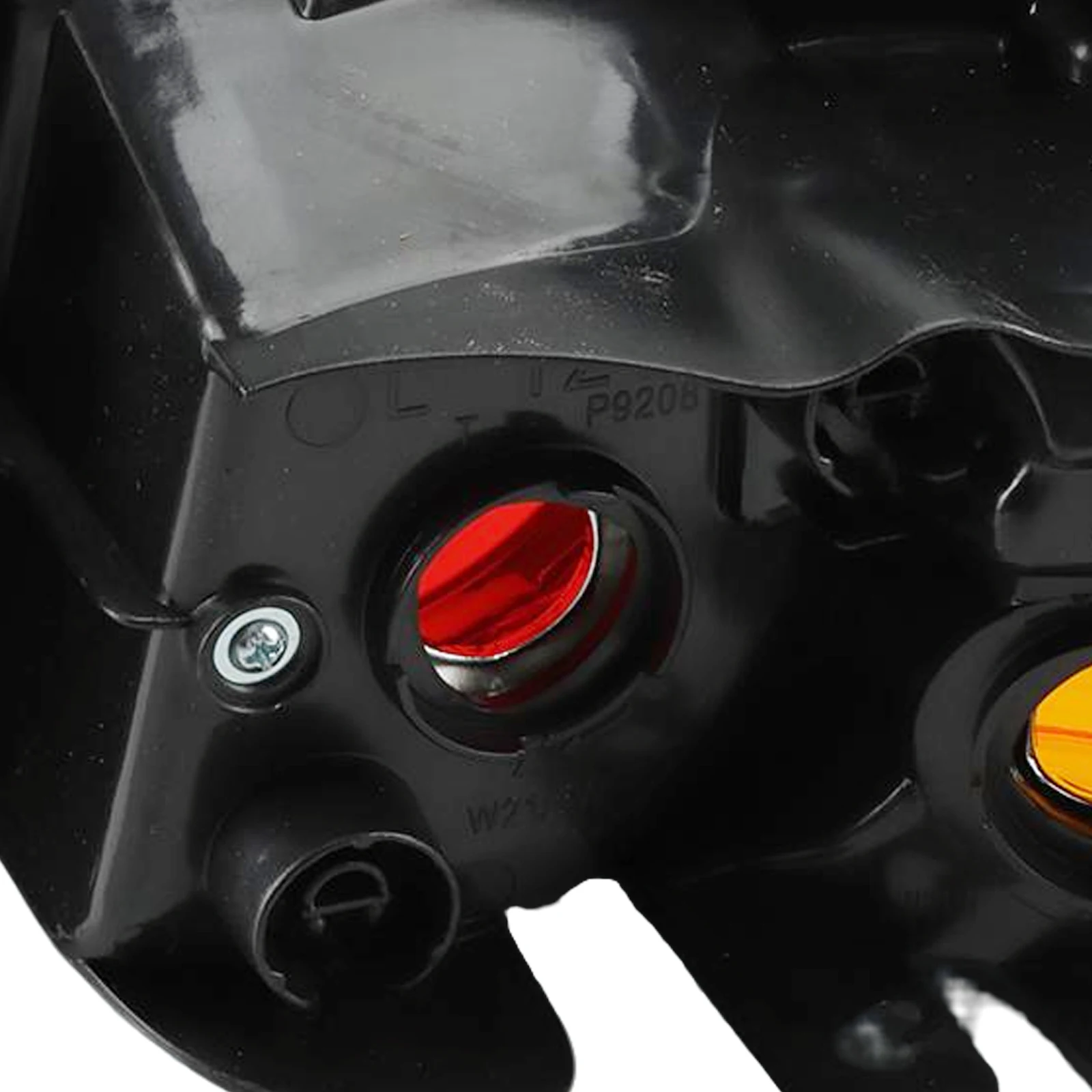 Left Driver Side Tail Light Lamp For MITSUBISHI LANCER 2009-2015 8330A621 12150252 MI2804103